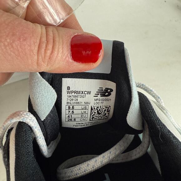 New Balance FuelCell Propel RMX Sneakers Women's 9.5 White Light Blue Low Top - Picture 10 of 10